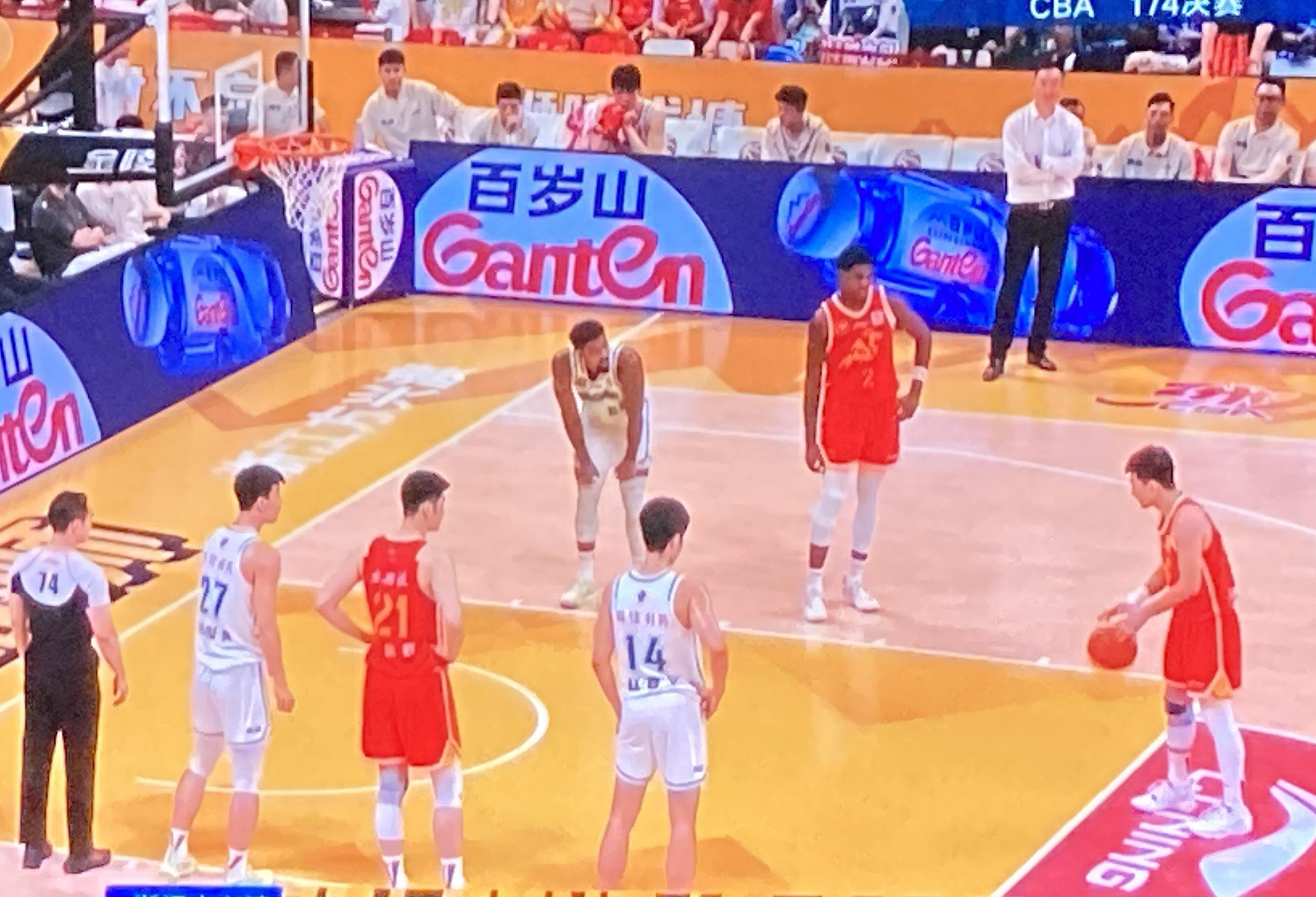 赛前备战惨遭波折，球队迎来挑战的简单介绍