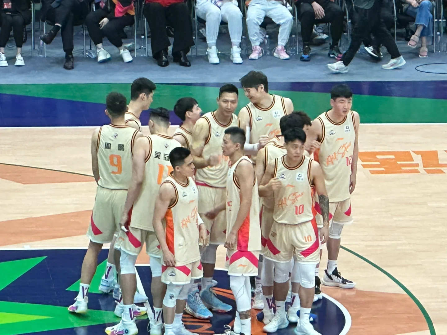 日本篮球队在全明星赛上取得出色成绩