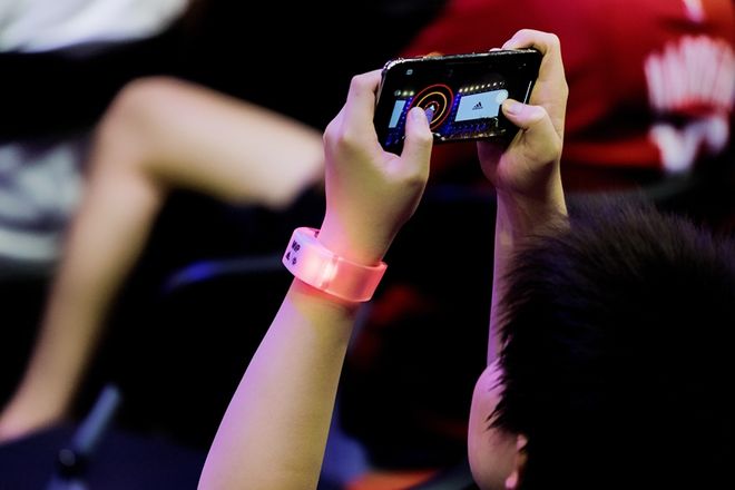 开云平台-体操惊险逆转取胜，粉丝狂欢不已