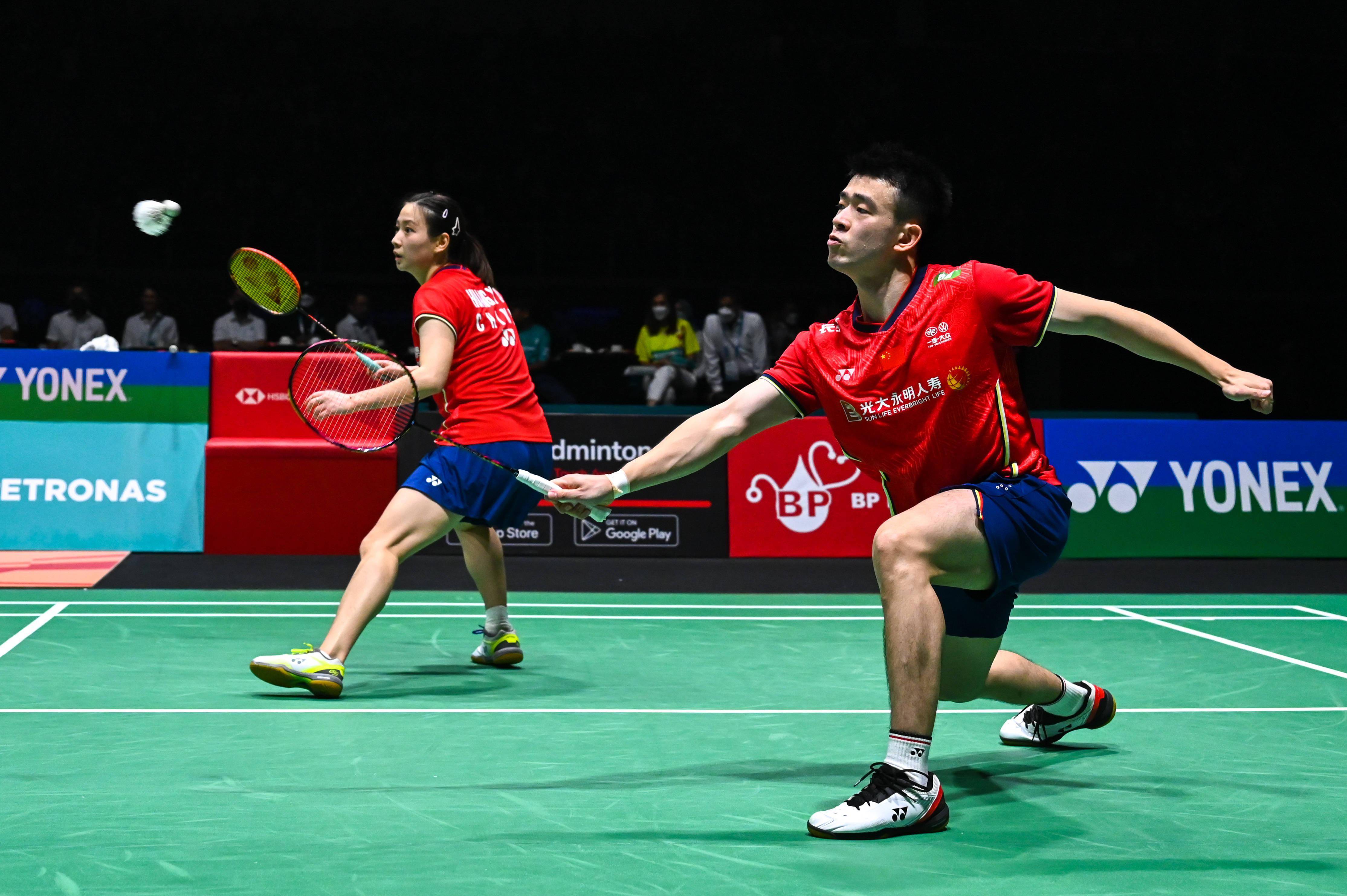 法国队完胜马来西亚队，郑思维刷新纪录的简单介绍