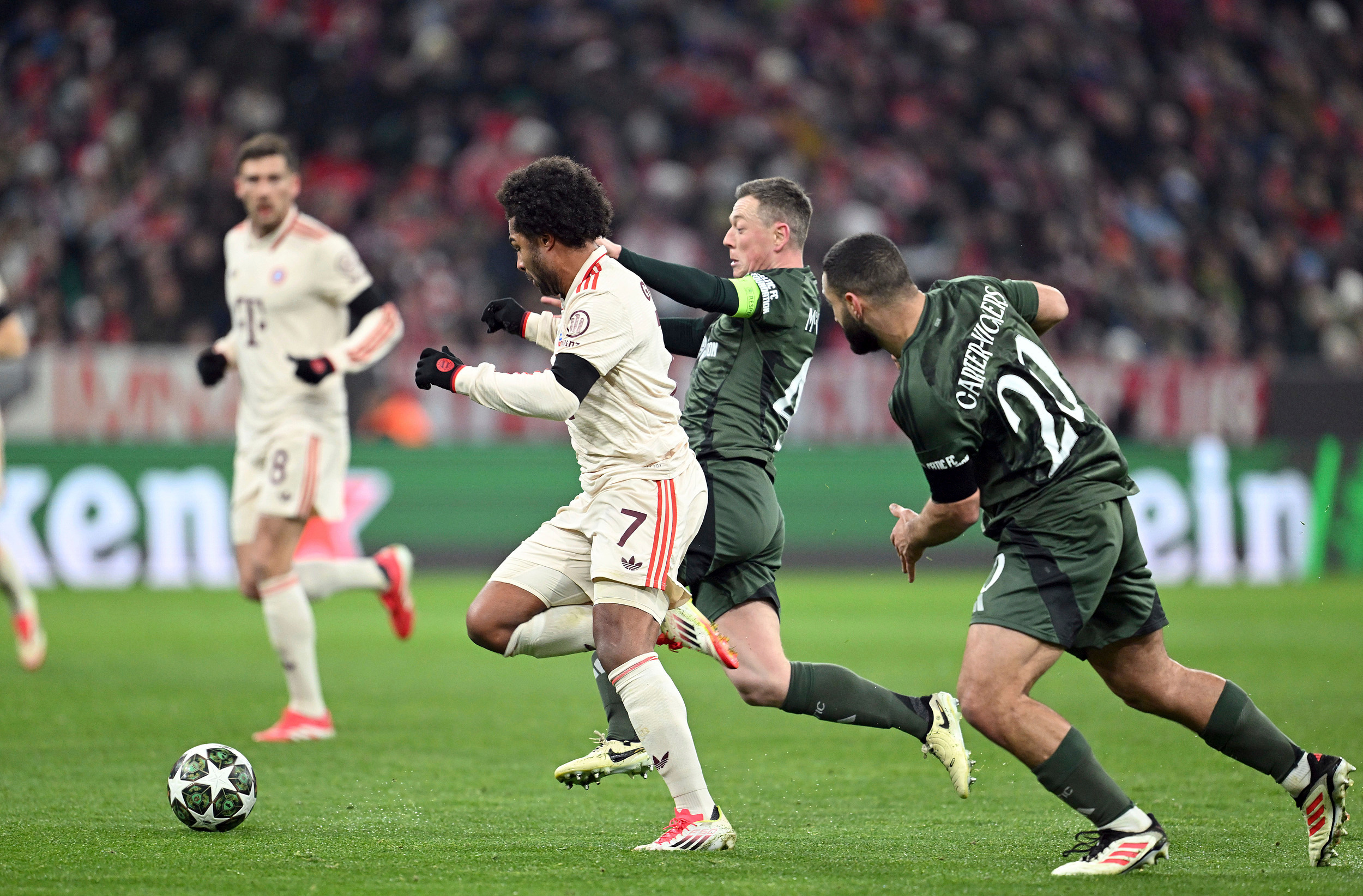 拜仁完胜葡萄牙，若日尼奥高光表现