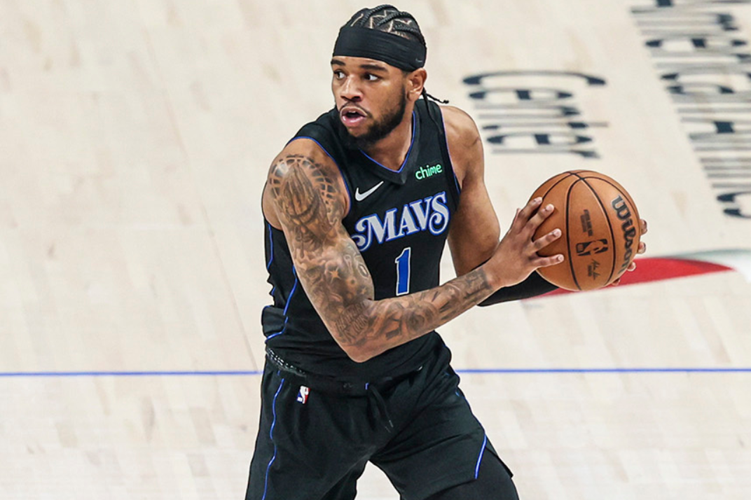 浙江队逆转独行侠，保罗高光表现