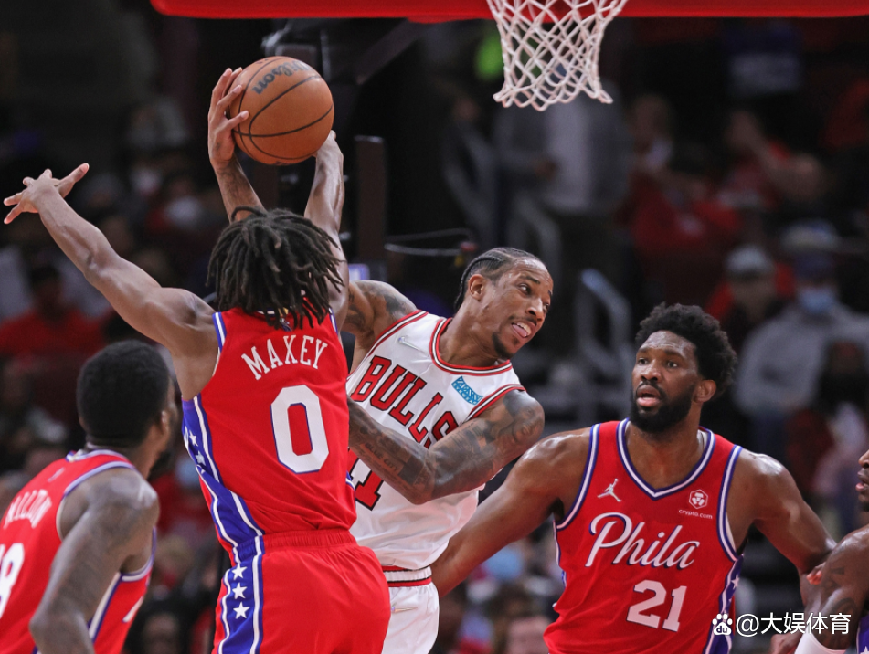 开云体育官方网站-雄鹿翻盘浙江队，德罗赞状态火热